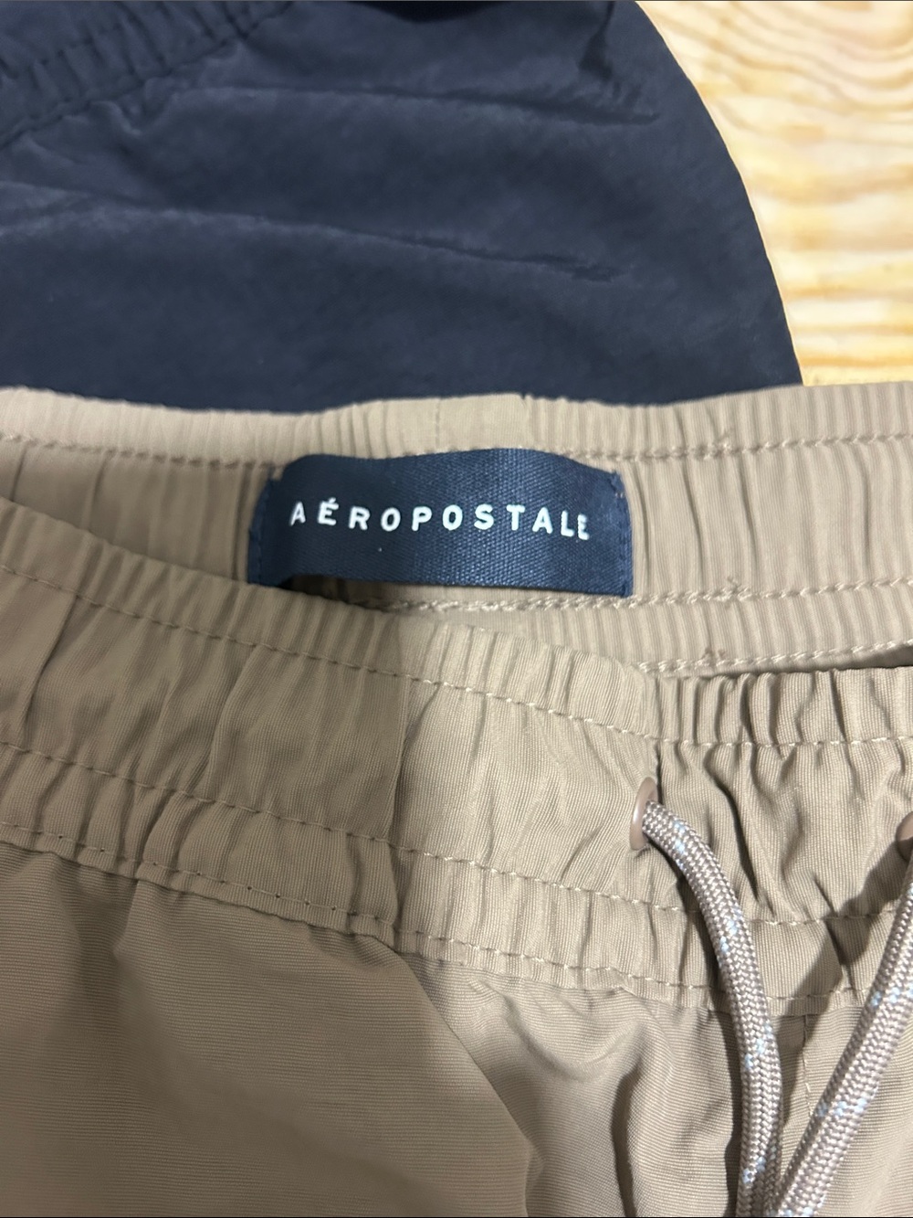 3 AEROPOSTALE Men's Elastic Waist Shorts - Picture 6 of 8